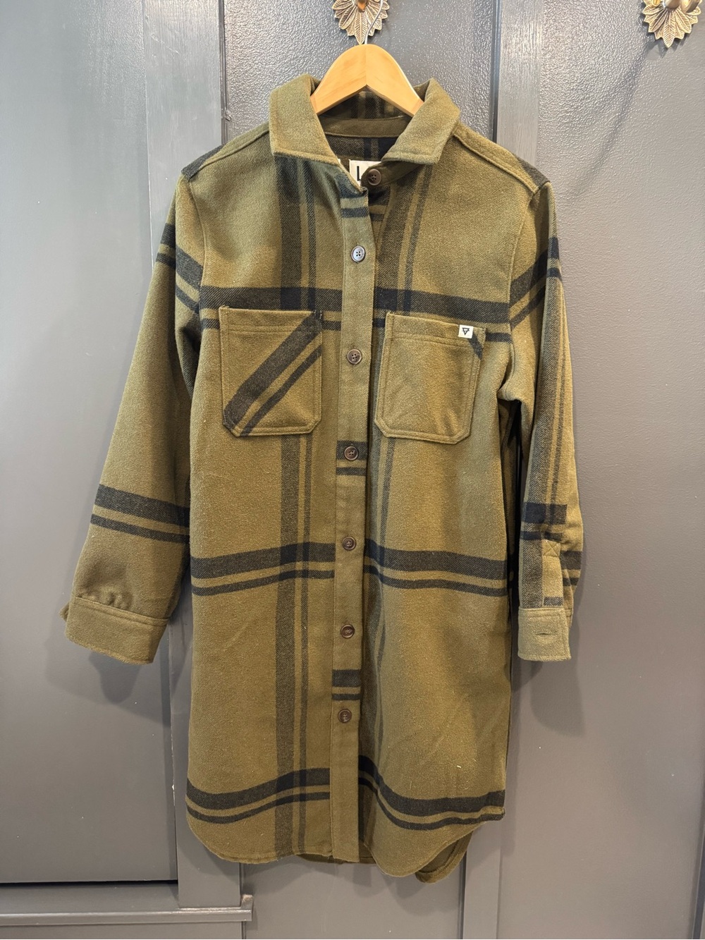 Liv Outdoor Women’s Olive Plaid Button-Up Jacket Coat